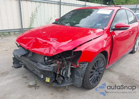 2015 Volkswagen Jetta 2.0T Gli Sel z USA, uszkodzony, nr VIN 3VW4T7AJ4FM287757